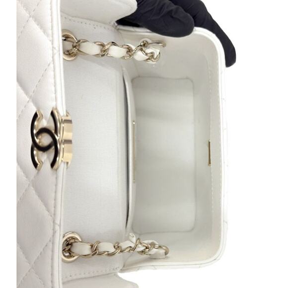 CHANEL White Square Box Bag C-A25994 - Picture 7 of 11